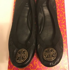 Tory Burch Caroline flats 8.5